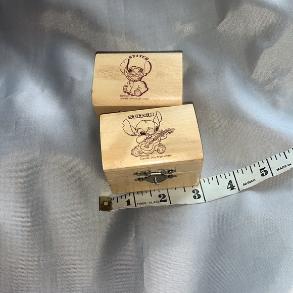 vintage 90's collectible Disney Stitch 2 small hinged wood jewellery boxes - Picture 9 of 10